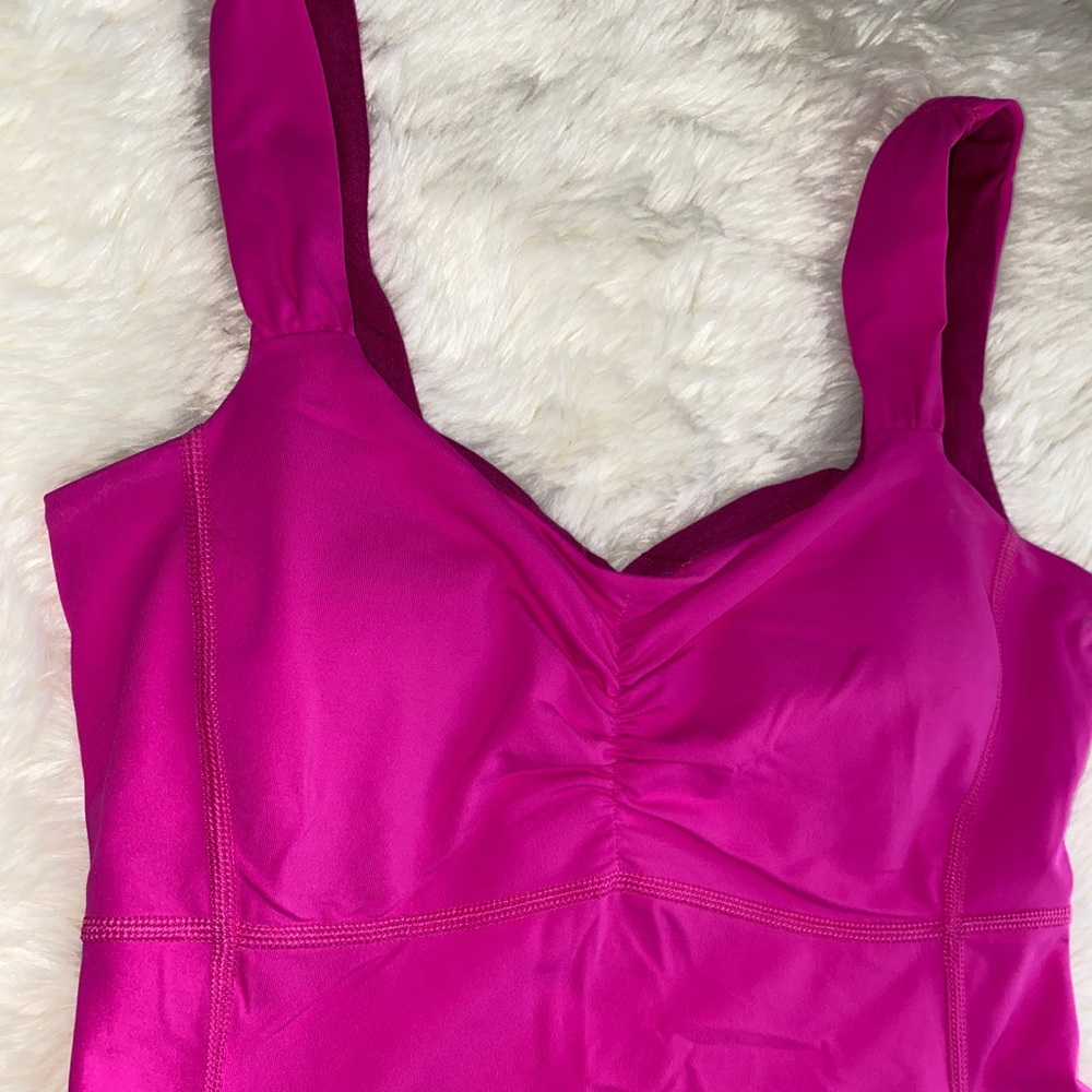 Lululemon Tank - Picture 2 of 6